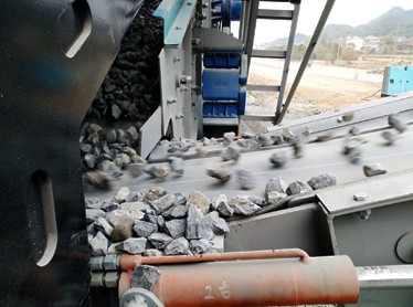 江西上饒時產200噸青石移動式破碎生產線