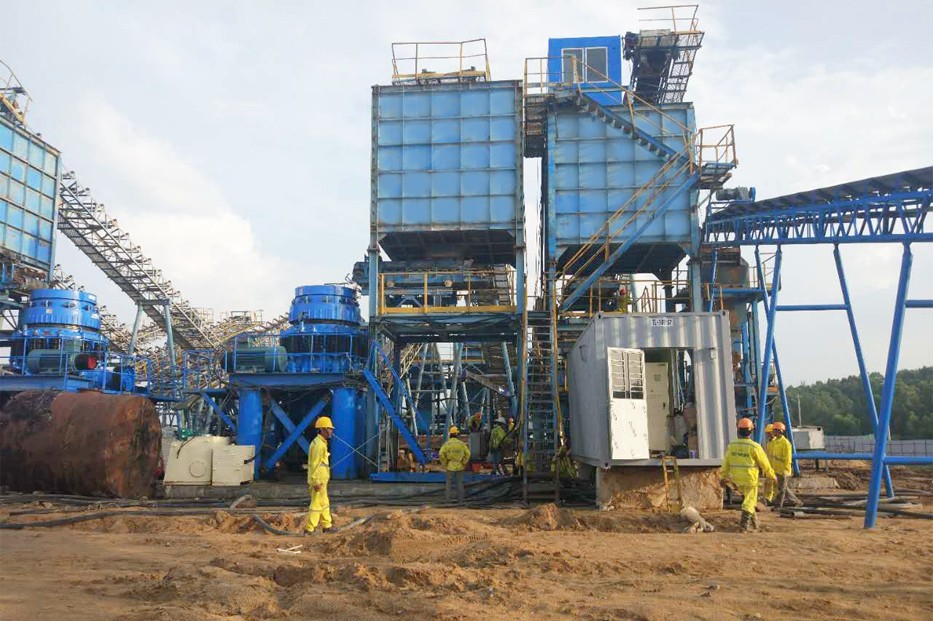 越南時產800噸輝綠巖破碎生產線客戶案例