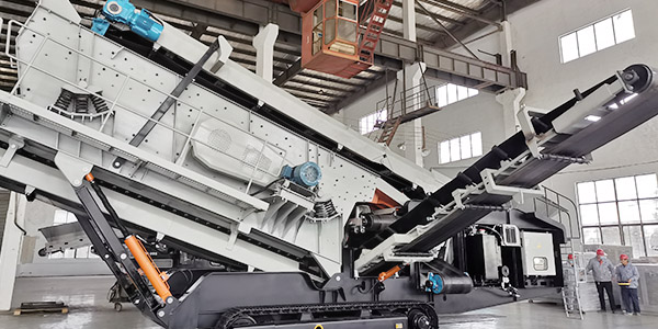 【發(fā)貨現(xiàn)場】上海東蒙DMS620C履帶移動篩分站出口俄羅斯，挑戰(zhàn)極寒天氣！助力客戶石灰石生產(chǎn)線項目